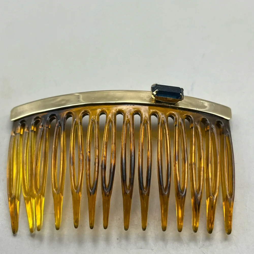 Elegant Hair Comb Set with Gold and Silver Accents
